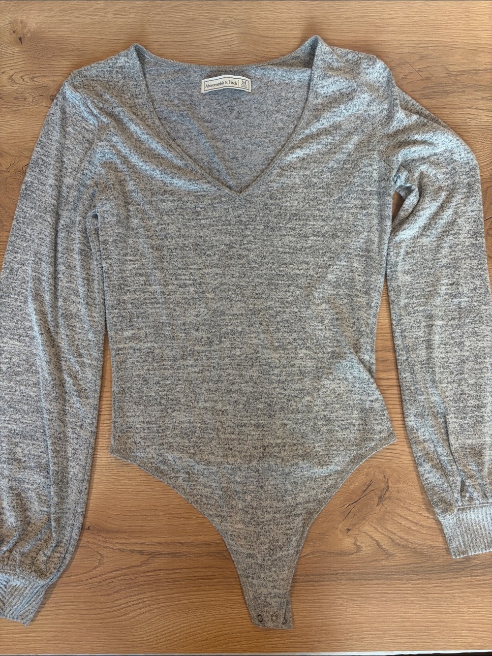 Abercrombie & Fitch Heather Gray V-Neck Long Sleeve Bodysuit